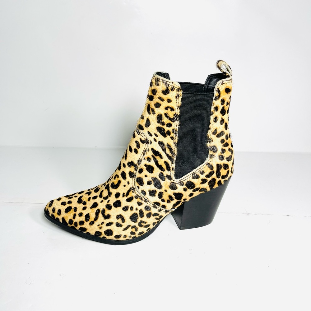 Steve Madden Patricia‎ Ankle Boots Women’s Size 7M Leopard Prints Calf Hair